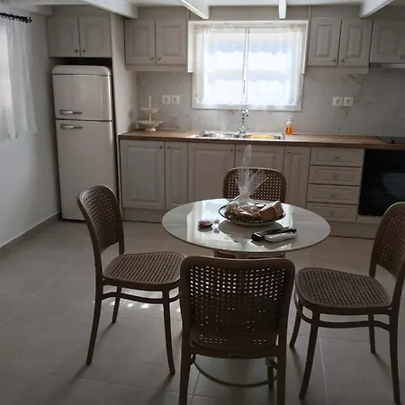 Liodentro House